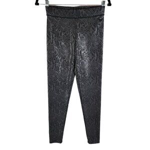 Victoria's Secret PINK Metallic Snakeskin Leggings Grey/Black Sexy Workout sz Sm